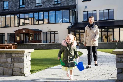 Ocean Sands Hotel