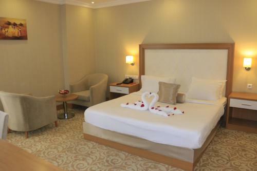 Momona Hotel