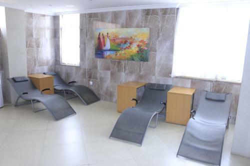 Momona Hotel