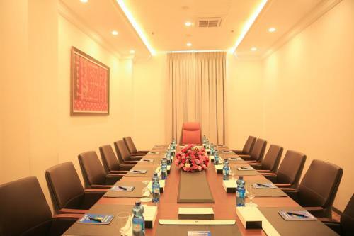 Swiss Inn Nexus Hotel