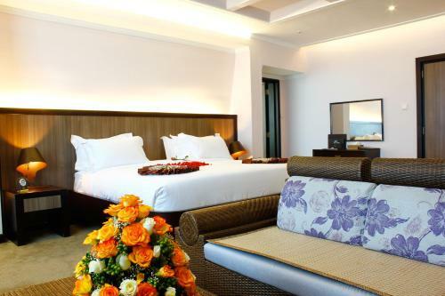 Elilly International Hotel