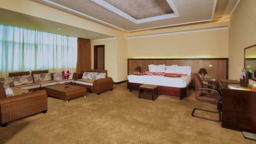 Elilly International Hotel