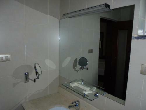 Aphrodite International Hotel