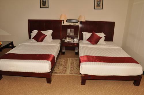 Kaleb Hotel