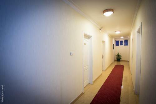 White House Addis Hotel
