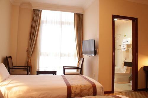 Caravan Hotel