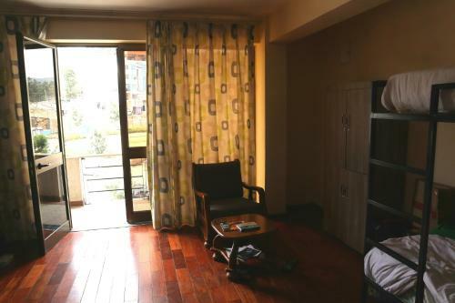 Cot Addis Backpackers Hostel