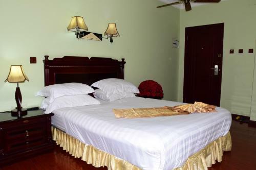 Trinity Hotel