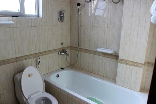 Oasis Hotel Apartment