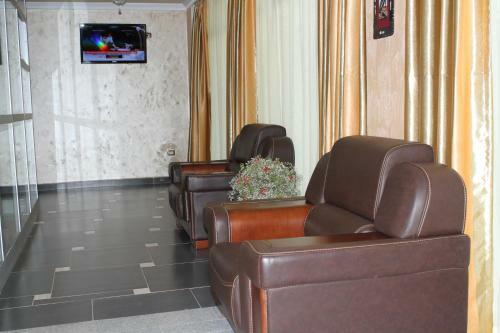 Oasis Hotel Apartment