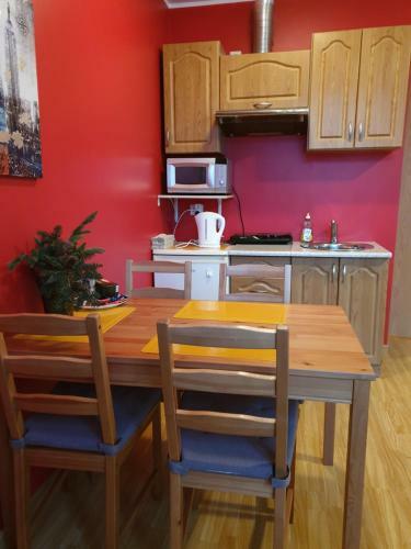 J�e Apartment