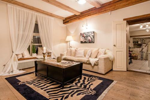 Oldhouse Apartments