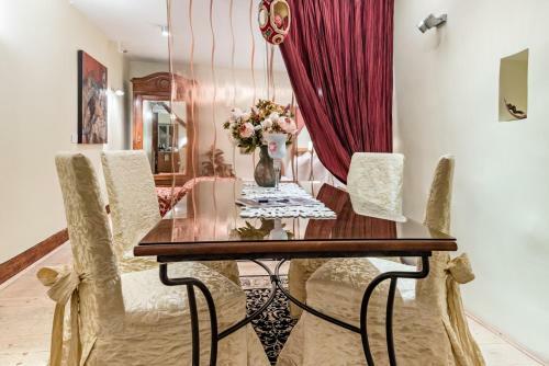 Oldhouse Apartments