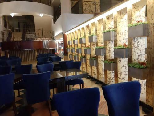 Al Bustan Hotel