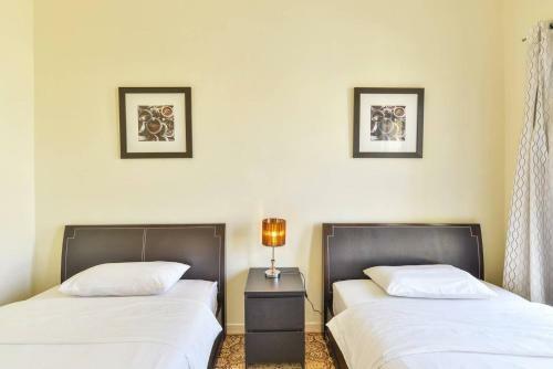 Medlock Villas