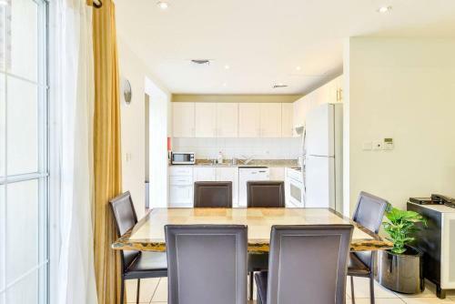 Medlock Villas