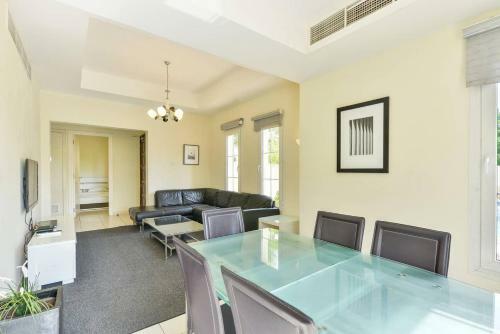 Medlock Villas
