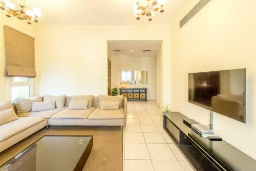 Medlock Villas