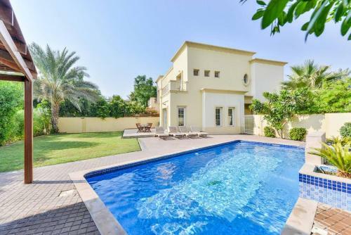 Medlock Villas
