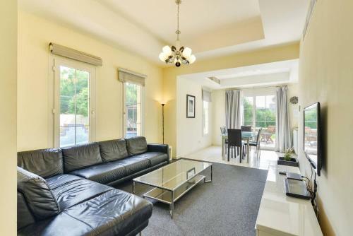 Medlock Villas