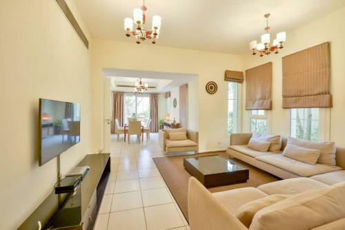 Medlock Villas