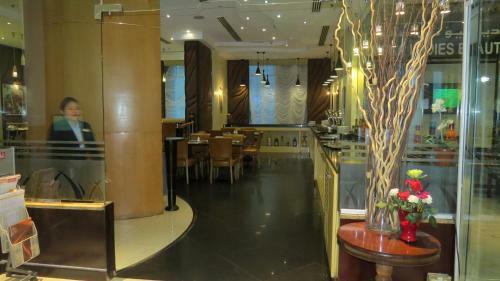Al Jawhara Hotel Apartments