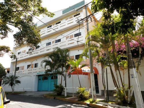 Hotel Miramonte