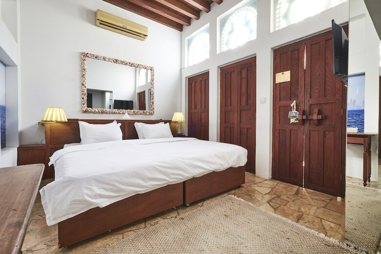 Hostal Xva Art Hotel