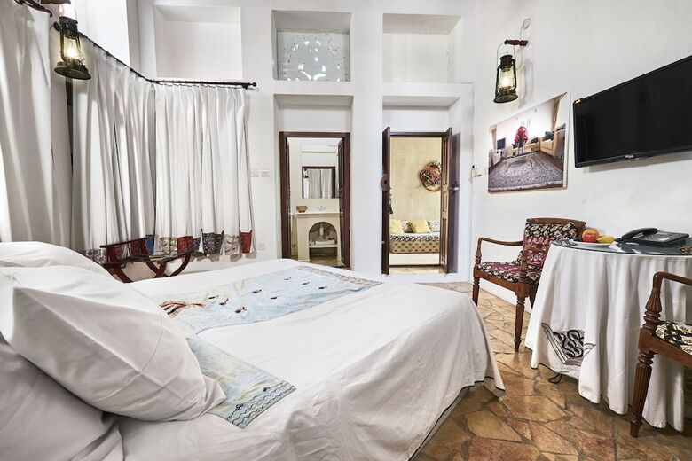 Hostal Xva Art Hotel