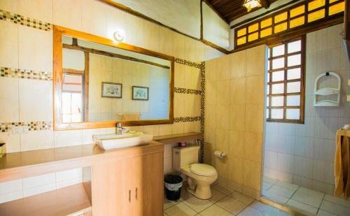 Hostal Ayampe Guest House