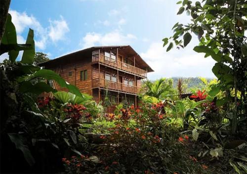 Lodge Mindo Green House