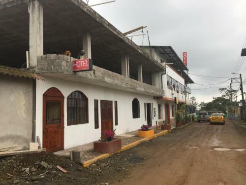 Hotel Flor Del Campo