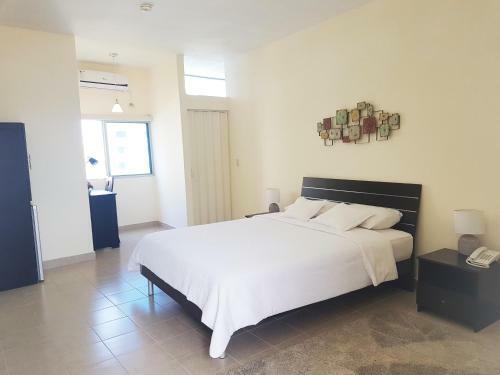 Hotel Riviera Del Sol