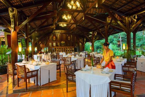 Hotel Angkor Village Suites