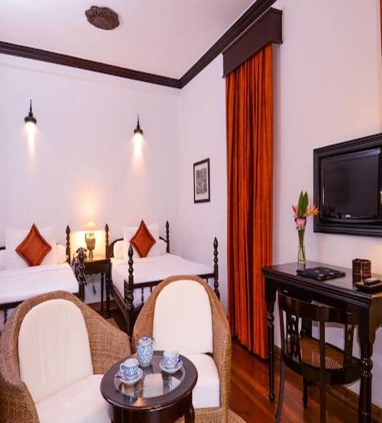 Hotel Angkor Village Suites