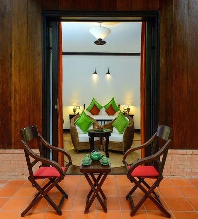 Hotel Angkor Village Suites