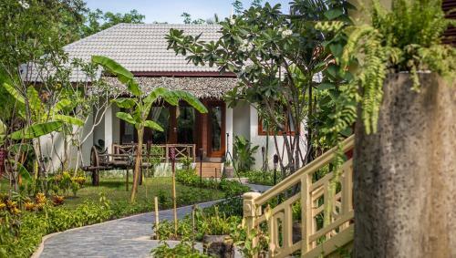 Hotel La Rivi�re D' Angkor Resort