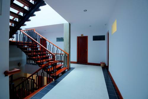 Hotel Shadow Angkor Residence