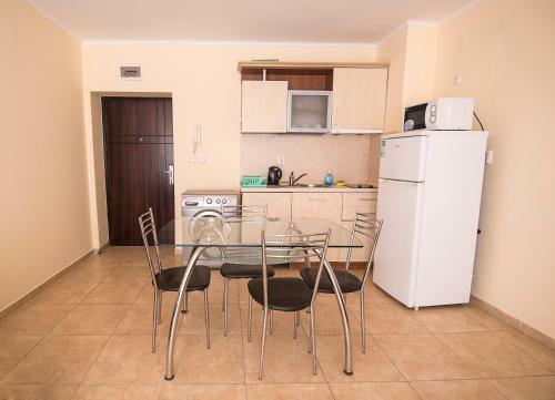 Apollon Apartments