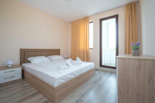 Apollon Apartments
