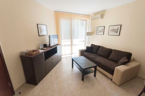 Apollon Apartments