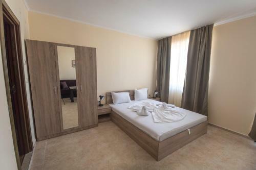 Apollon Apartments