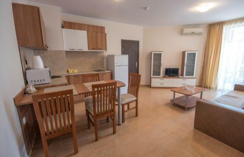Apollon Apartments