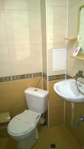 Hostal Dracena Guesthouse
