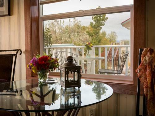 Bed & Breakfast Country Willows Inn