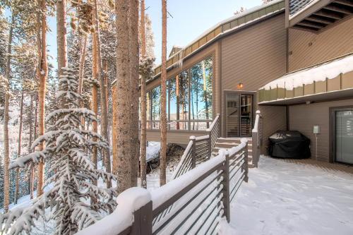 Grand Vista Lodge