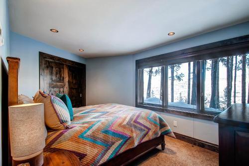 Grand Vista Lodge