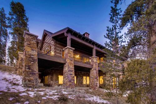 The Lodge At Stoney Ridge
