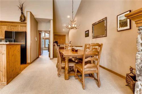 One Breckenridge Place #6