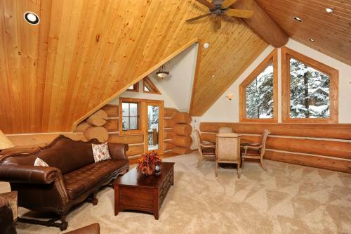 Paradise Meadow Lodge